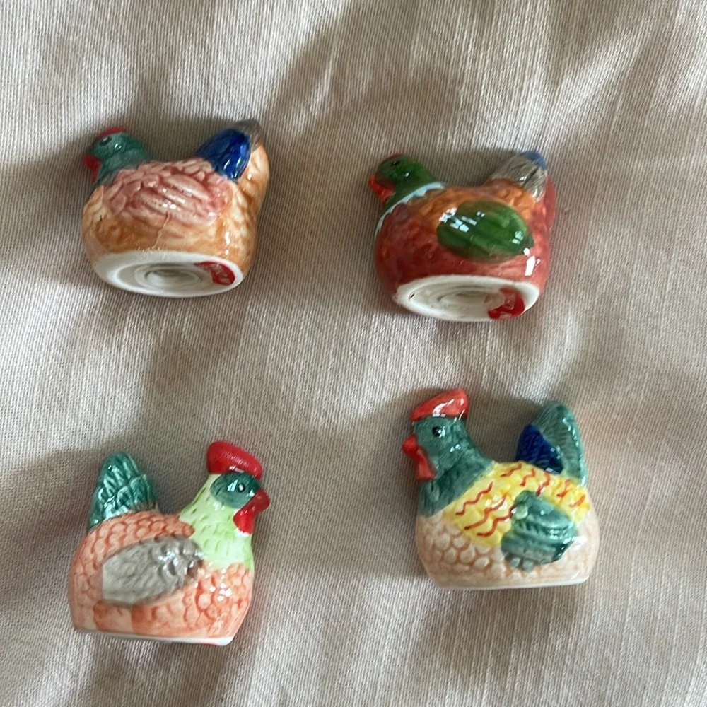 Set of 4 hand painted ceramic rooster salt and pepper shakers